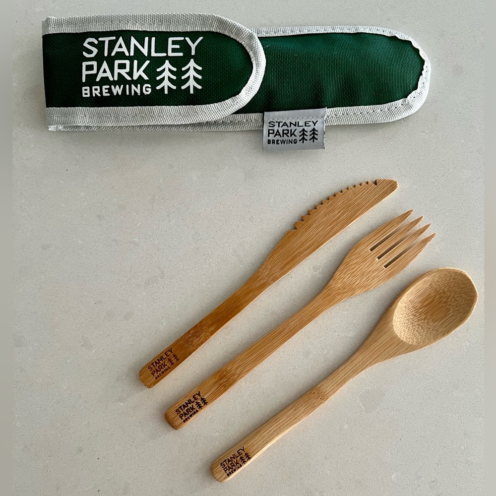 Wooden Travel Utensils in Carrying Case - *NEW*